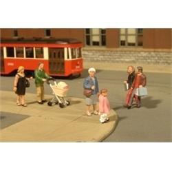 Bachmann USA 33159 [O] Scenescapes Strolling People (6pcs)