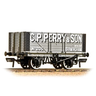 Branchline [OO] 37-117 7 Plank Wagon Fixed End 'C. P. Perry' Grey