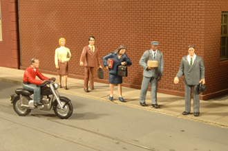 Bachmann USA 33101 [HO] Scenescapes City People with Motorcycle (6pcs)