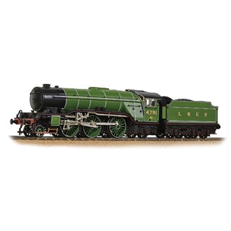 Branchline [OO] 35-200 LNER V2 4791 LNER Lined Green (Original)