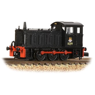 Graham Farish [N] 371-052A Class 04 11219 BR Black (Early Emblem)