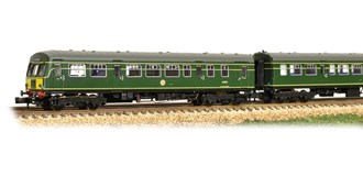 Graham Farish [N] 371-504 Class 101 2-car DMU - BR green with small yellow panel