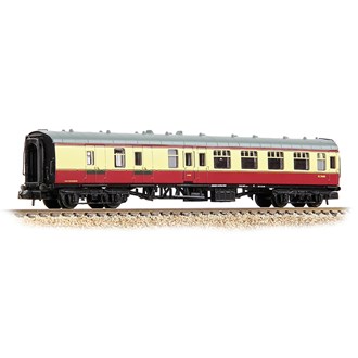 Graham Farish [N] 374-185D BR Mk1 BSK Brake Second Corridor in BR Crimson & Cream